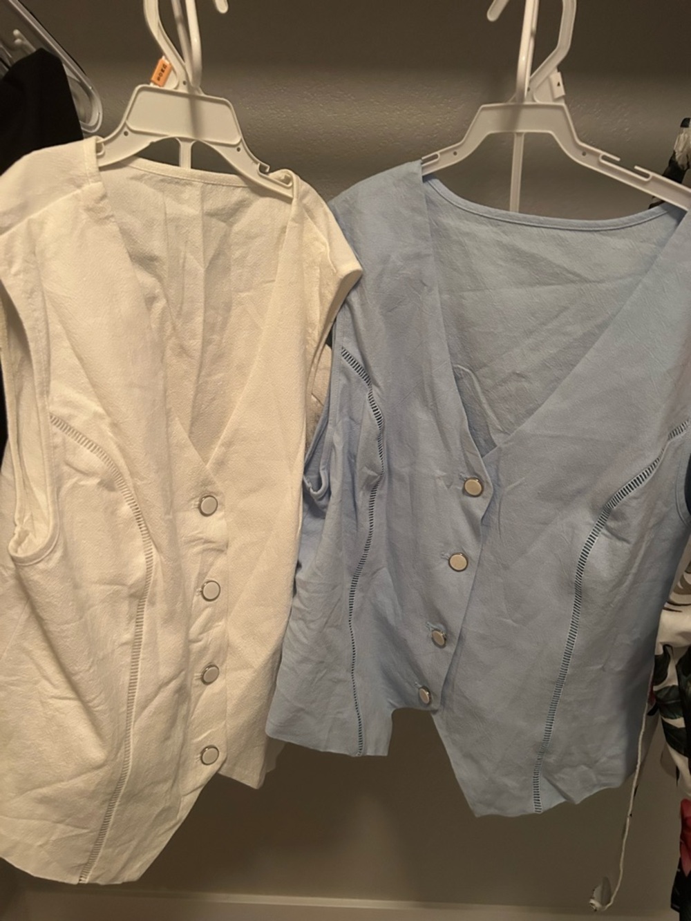 Commense Large, 2 sets.